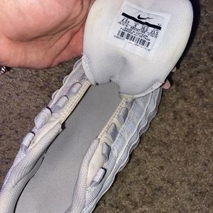 White/Metallic Silver Air Max 95